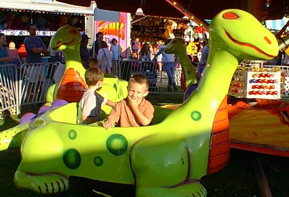 This is how I wanted Lalie to take my picture.   TRH/lsh :)