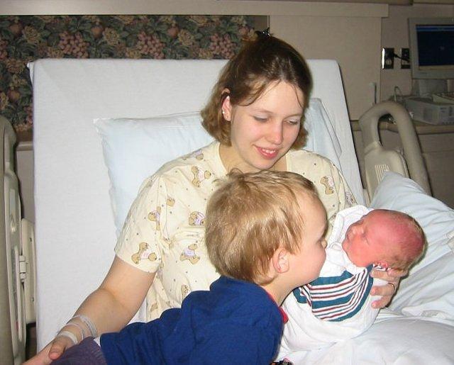 Elijah is going in for the kiss!!