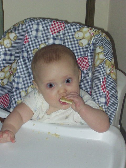 MMMMMMMMMMMMM.....this cracker is good :)