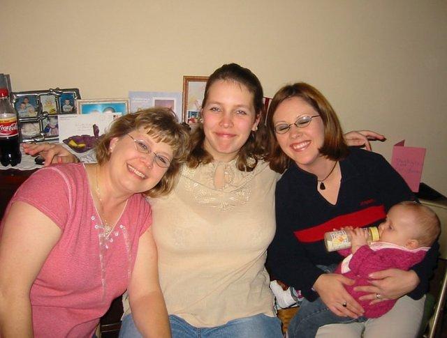 Mamaw, Jenny, Abigail and I pose for a group photo :) Hey, Jenny...open your eyes!!!