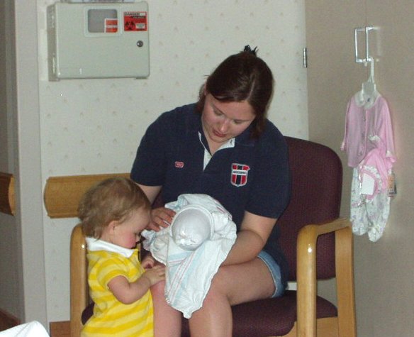 Aunt Jenny and Caitlyn came to visit me :)