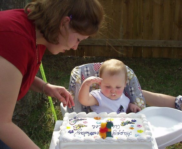 HAPPY 1st BIRTHDAY ABIGAIL LEANNE HARRIS!!!!!