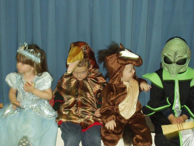 Abigail was so happy to meet an alien! Elijah was busy being happy :P