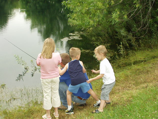 Come on guys...we need to push Uncle Hans in!!!