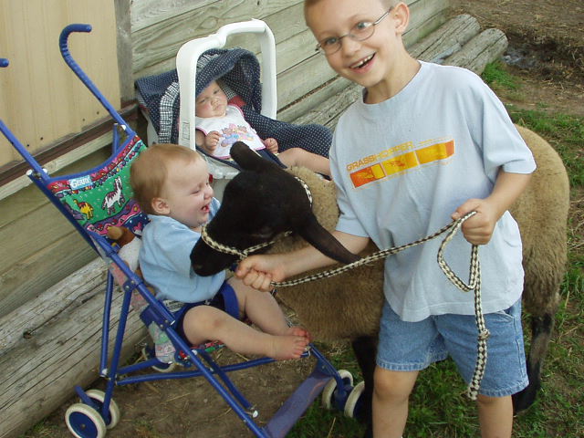 I just want to squeeeeeeeeeeeze him!!!