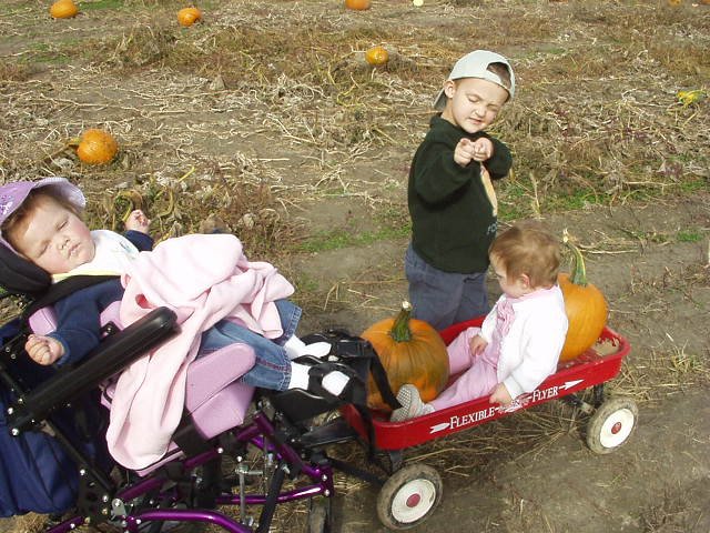 Mommy take a picture of me like this!!