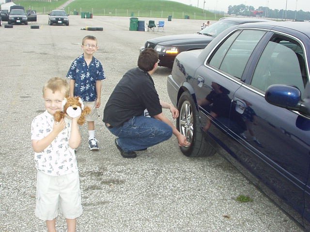 Daddy is getting ready for the race!!