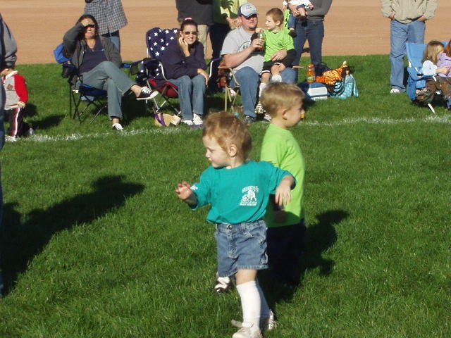 That ball is all mine!!!!