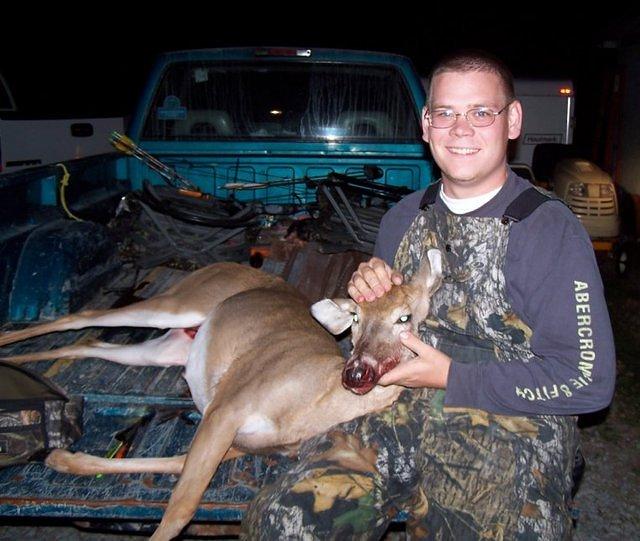 Hansum, petsss himsss precioussss doe...we thinksss we will eat hersss.... (lol)