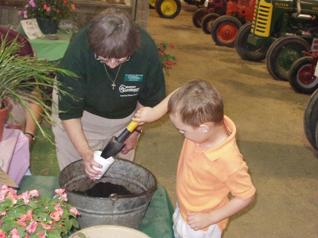 I had fun filling the cup with dirt!!