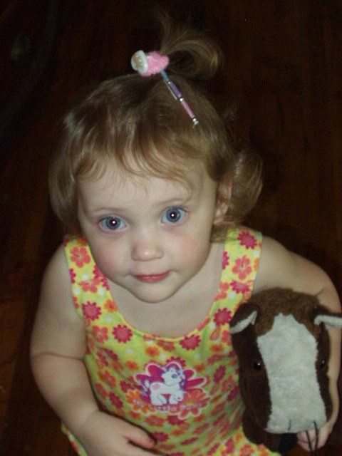 Look how pretty my hair looks :) seee...see...seeeee...