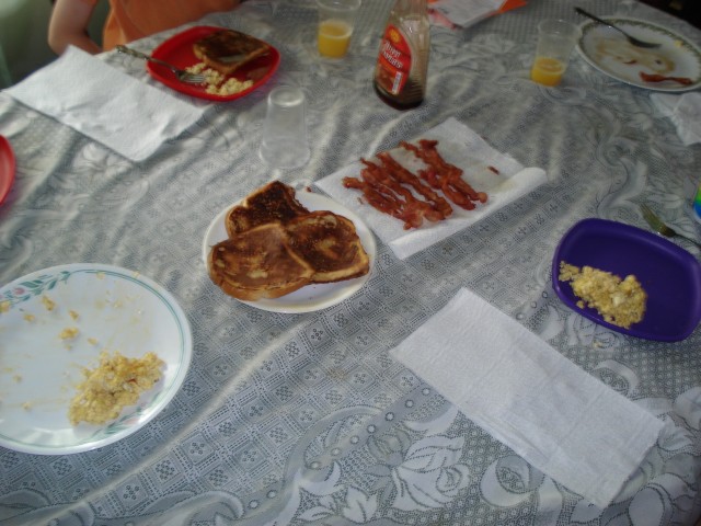 Sunday morning breakfast rocks!