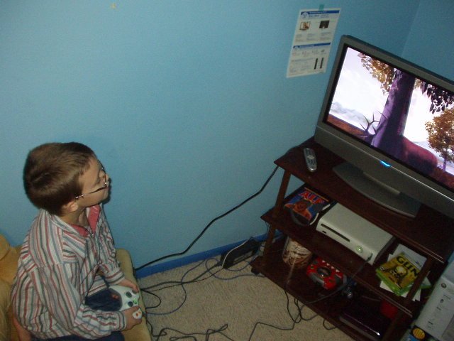 Daddy finally cracked!!! We opened "Gun"! I love it :)