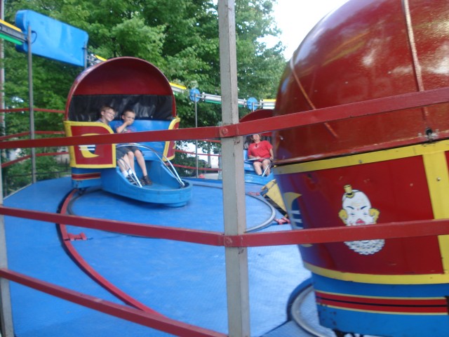 I think Elijah is trying to keep from lettin' loose!