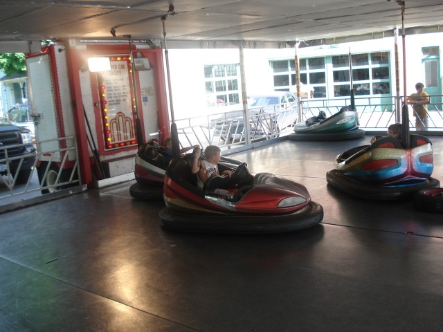 Elijah and Timmy tag teamed this poor hillbilly kid.