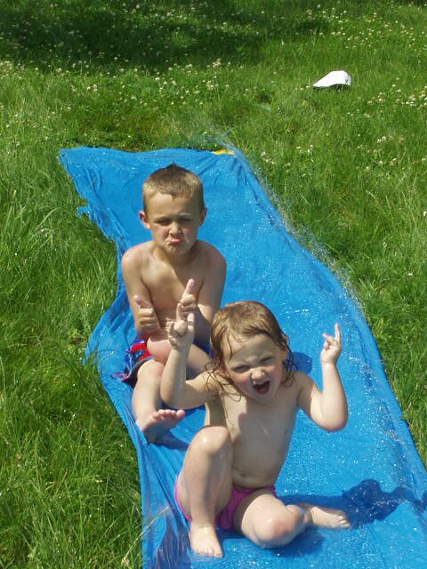 Rock ON! Not sure what Elijah's face is for!