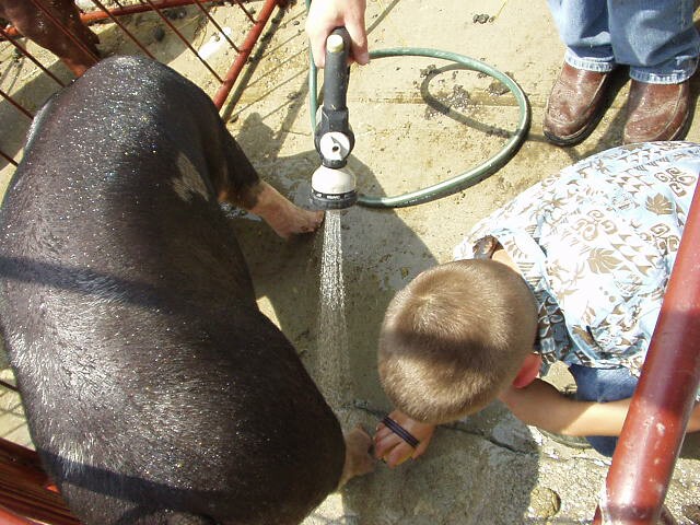 Now, those are some white feet :) hehe