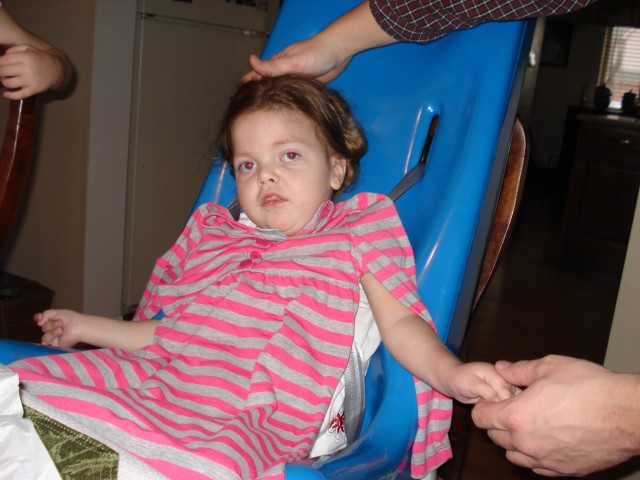 Horizontal stripes are slimming... er.. no.. wait.. are those vertical stripes?