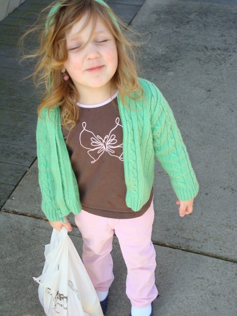 She's such a pretty girl!