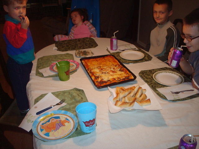 Homemade pizza for a birthday party?? Surely not! :)