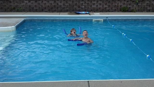 2012-04-18 19-38-03 979